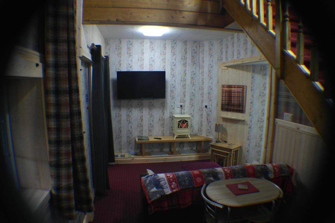 The Steading Highland Glen Lodge Drumnadrochit Εξωτερικό φωτογραφία