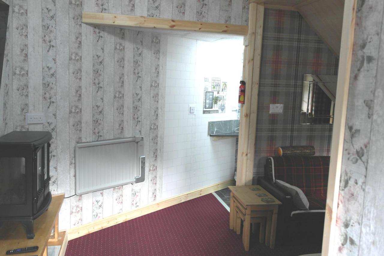 The Steading Highland Glen Lodge Drumnadrochit Εξωτερικό φωτογραφία