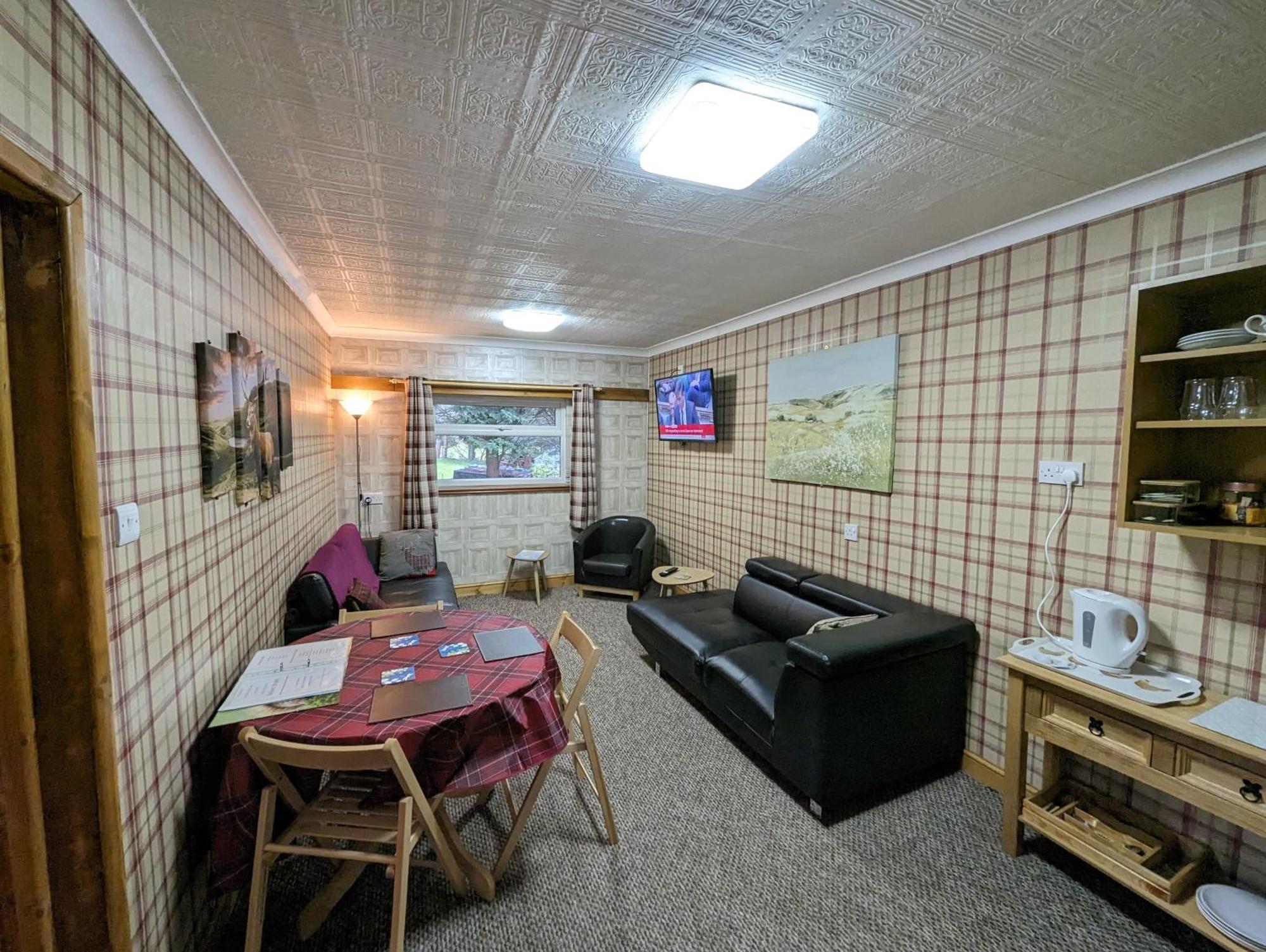 The Steading Highland Glen Lodge Drumnadrochit Εξωτερικό φωτογραφία
